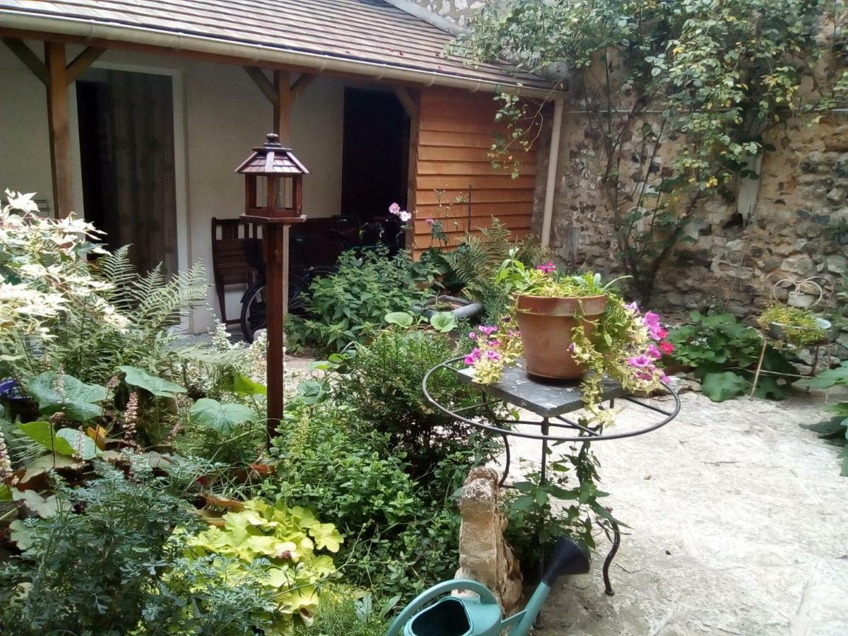 La maisonnette Les Andelys Extérieur photo